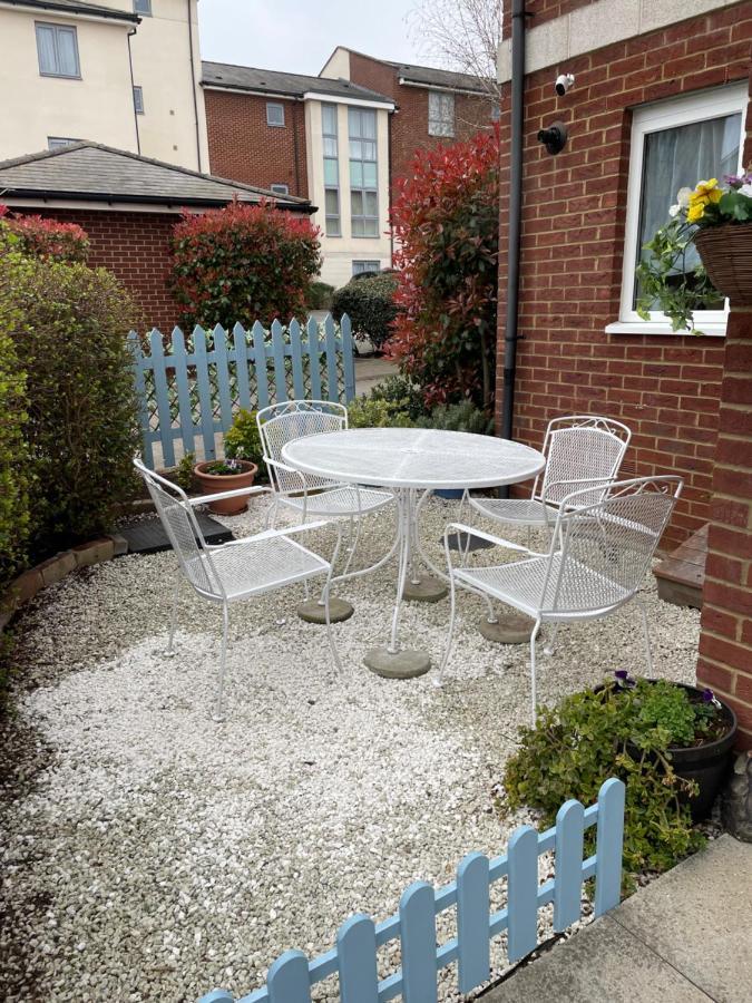 Bed and Breakfast Tisi Choice Northfleet Экстерьер фото